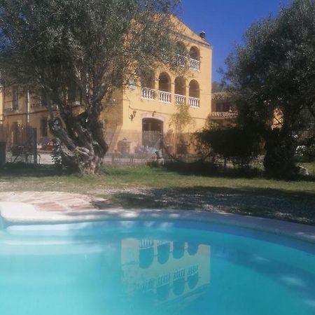 Maset Del Garraf Guest House Olesa de Bonesvalls Ngoại thất bức ảnh