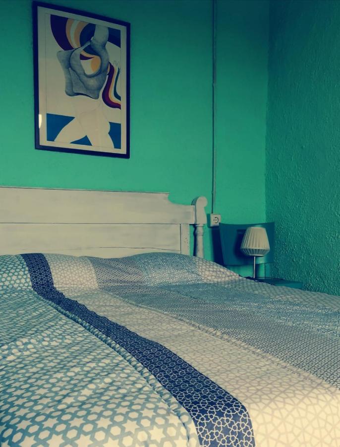 Maset Del Garraf Guest House Olesa de Bonesvalls Ngoại thất bức ảnh