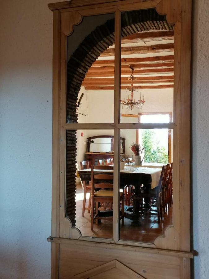 Maset Del Garraf Guest House Olesa de Bonesvalls Ngoại thất bức ảnh