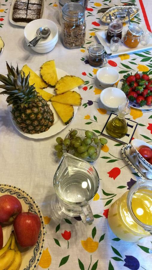 Maset Del Garraf Guest House Olesa de Bonesvalls Ngoại thất bức ảnh