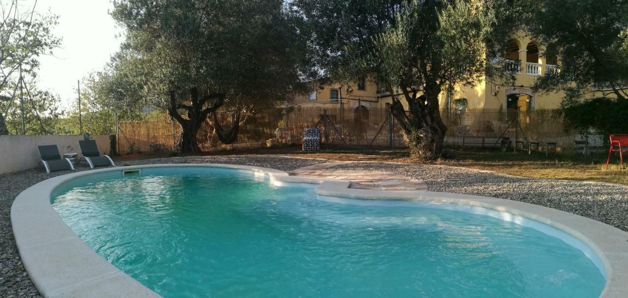 Maset Del Garraf Guest House Olesa de Bonesvalls Ngoại thất bức ảnh