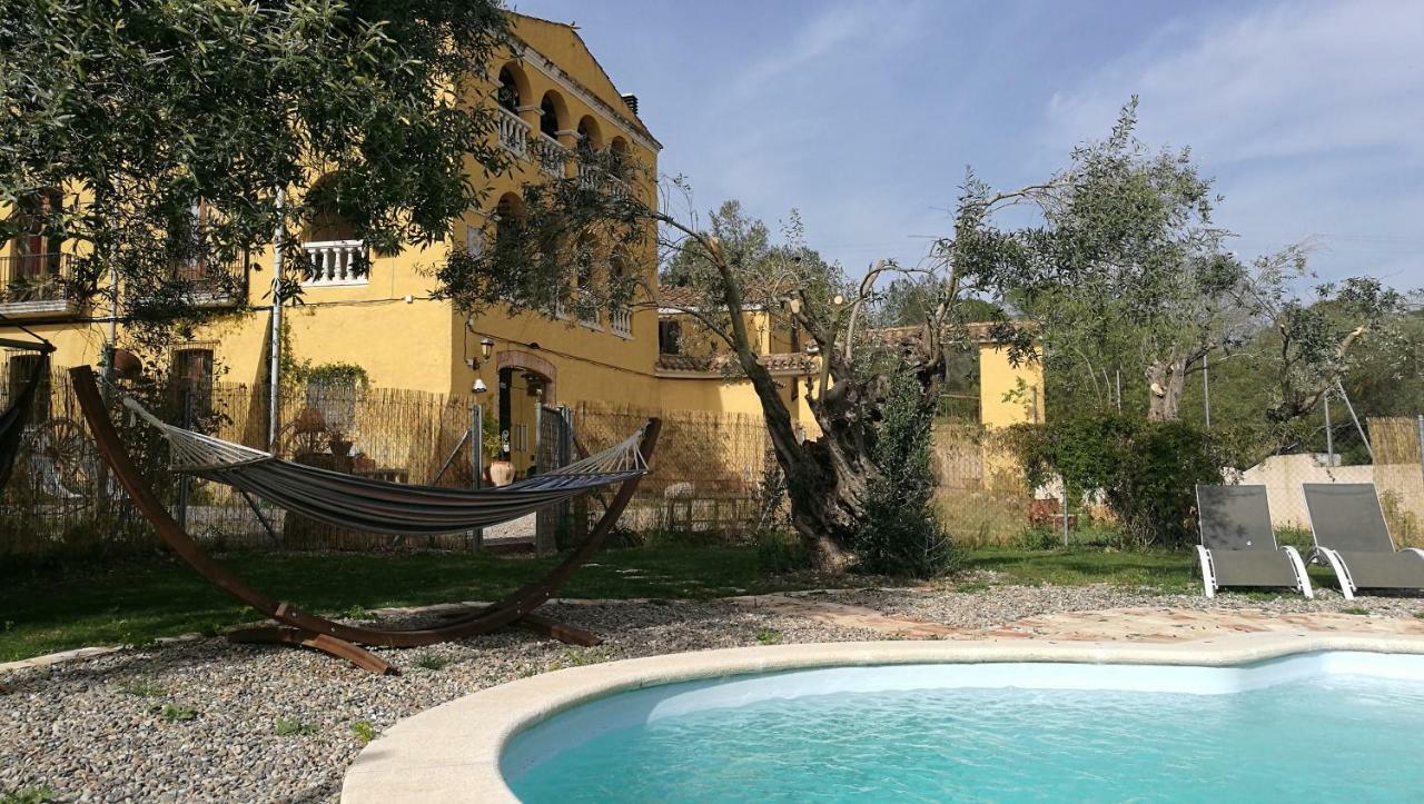 Maset Del Garraf Guest House Olesa de Bonesvalls Ngoại thất bức ảnh