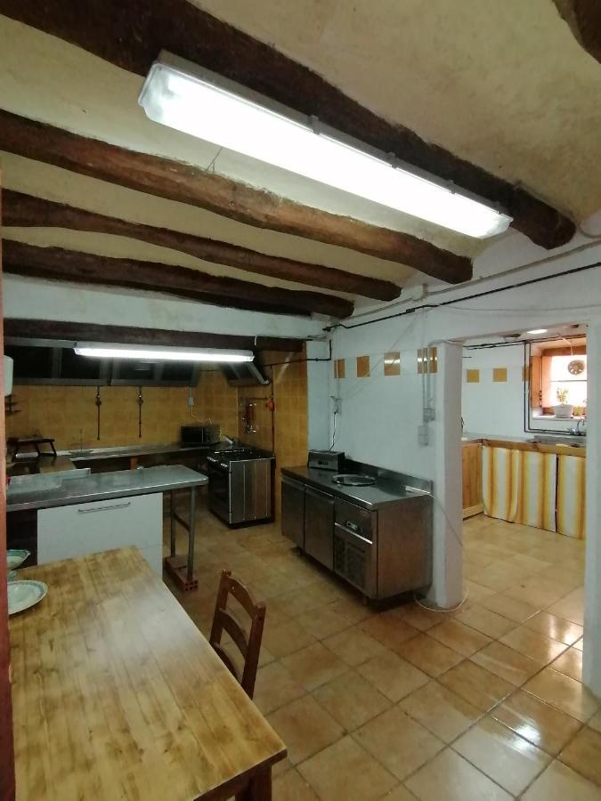 Maset Del Garraf Guest House Olesa de Bonesvalls Ngoại thất bức ảnh
